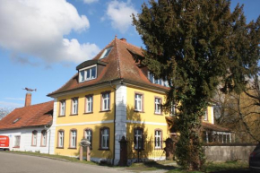 Art-be-and-b Appartement -Studios, Riegel Am Kaiserstuhl